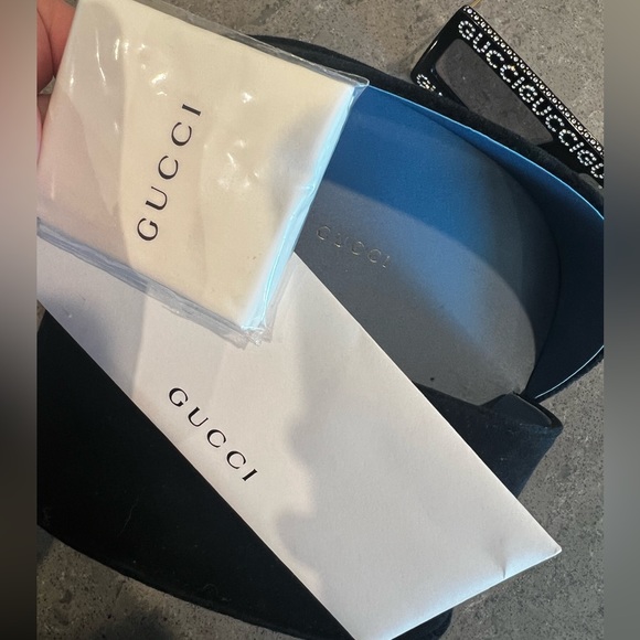Gucci sunglasses REAL AUTHENTIC direct from GUCCI main image 8